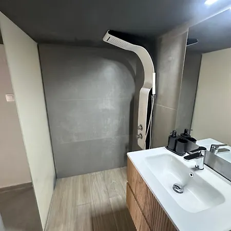 Dionisia Sunshine View House With Gym Apartamento Kéfalos