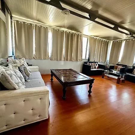 Village Retreat & Gym Daire *