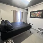 Dionisia Sunshine View House With Gym