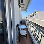 Dionisia Sunshine View House With Gym Apartment