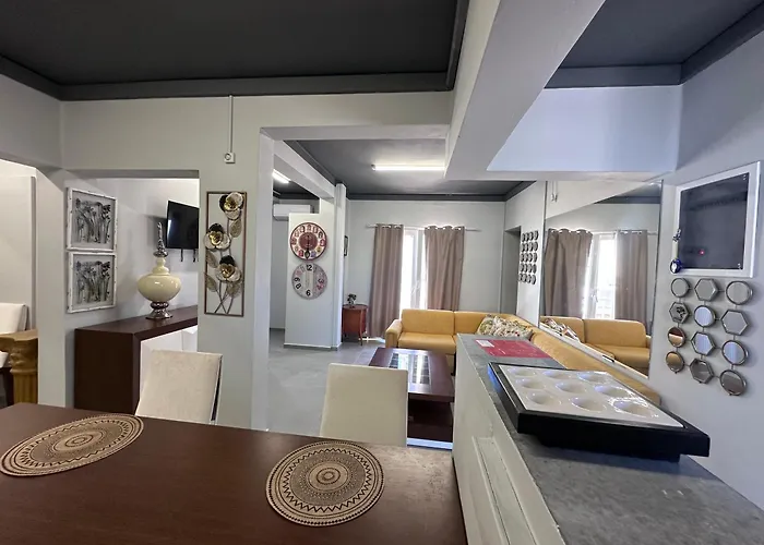 Dionisia Sunshine View House With Gym *